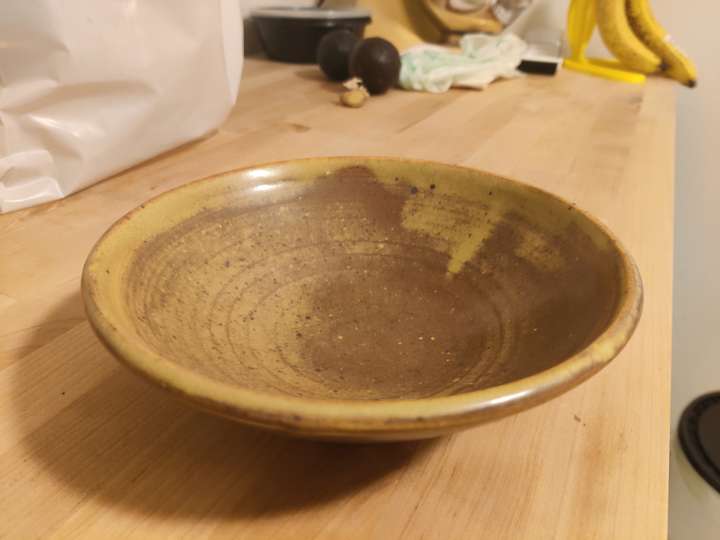 Wide bowl